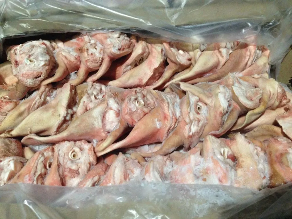 фотография продукта Уши свиные. 110 р/кг.