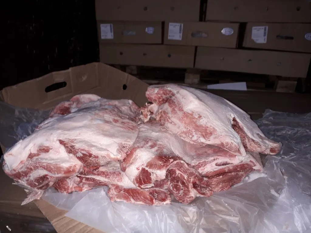 фотография продукта Лопатка свиная 216 руб за кг